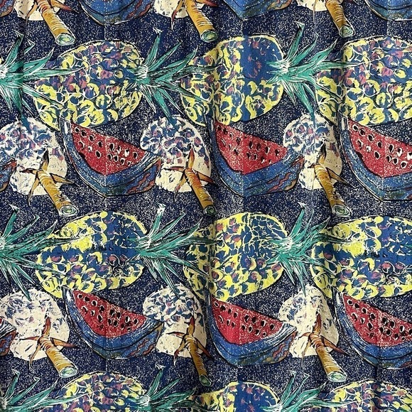 AVI Collection Kahala L Hawaiian Button Up Tropical Shirt Pineapple Watermelon - Picture 6 of 7